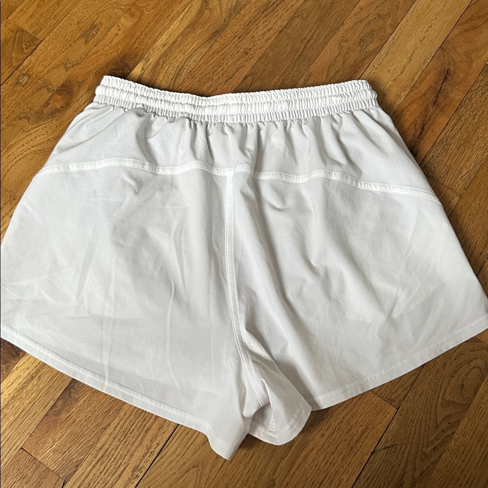 Lululemon Pace Rival High-Rise Short 3" Color White Size 6 - Picture 6 of 6